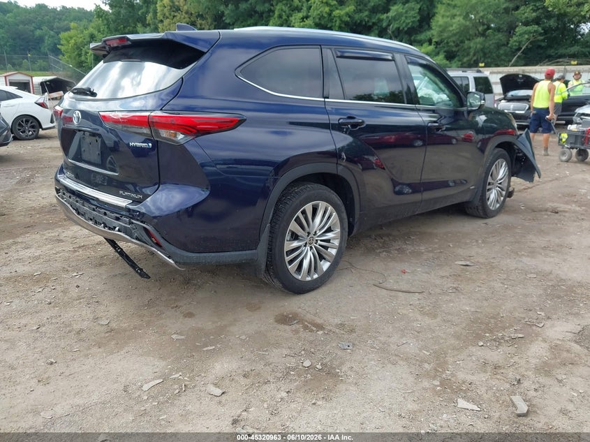 2022 Toyota Highlander VIN 5TDEBRCH7NS088099 IAAI salvage auction — FRONT END, Salvage Title, sold $14,300 on 2026-07-22 (photo 4)