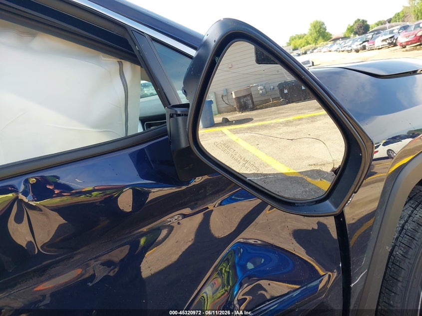 2025 Toyota Rav 4 VIN 2T3P1RFVXSW563350 IAAI salvage auction — RIGHT SIDE, Salvage Title, sold $12,600 on 2026-07-09 (photo 5)