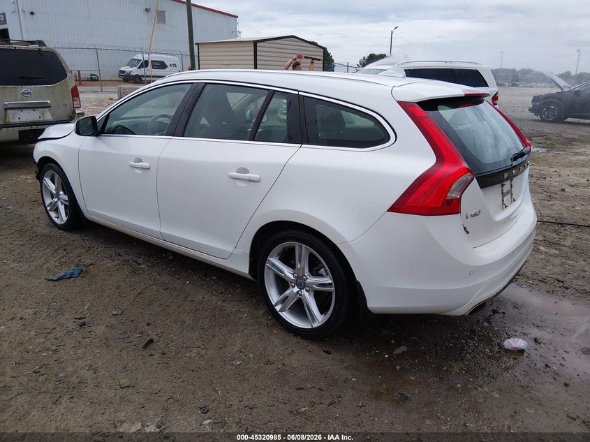 2016 Volvo V60 VIN YV1612SM9G1311847 IAAI salvage auction — FRONT END, Salvage (Idaho), sold $1,375 on 2026-08-06 (photo 3)