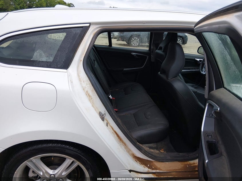 2016 Volvo V60 VIN YV1612SM9G1311847 IAAI salvage auction — FRONT END, Salvage (Idaho), sold $1,375 on 2026-08-06 (photo 8)