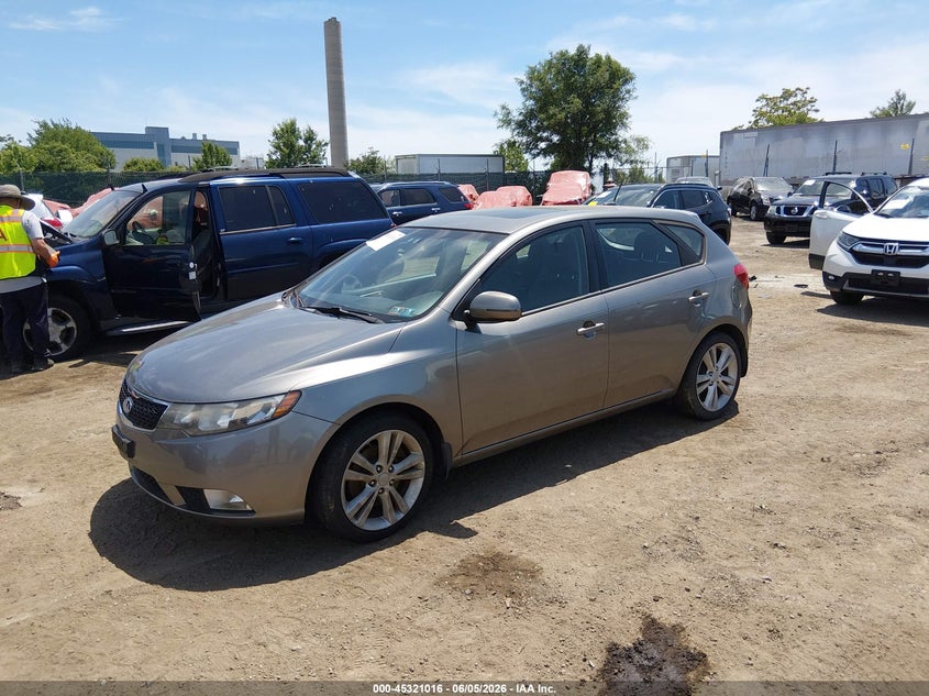 2011 Kia Forte VIN KNAFW5A30B5387814 IAAI salvage auction — NORMAL WEAR, Clear (Pennsylvania), sold $650 on 2026-07-10 (photo 2)