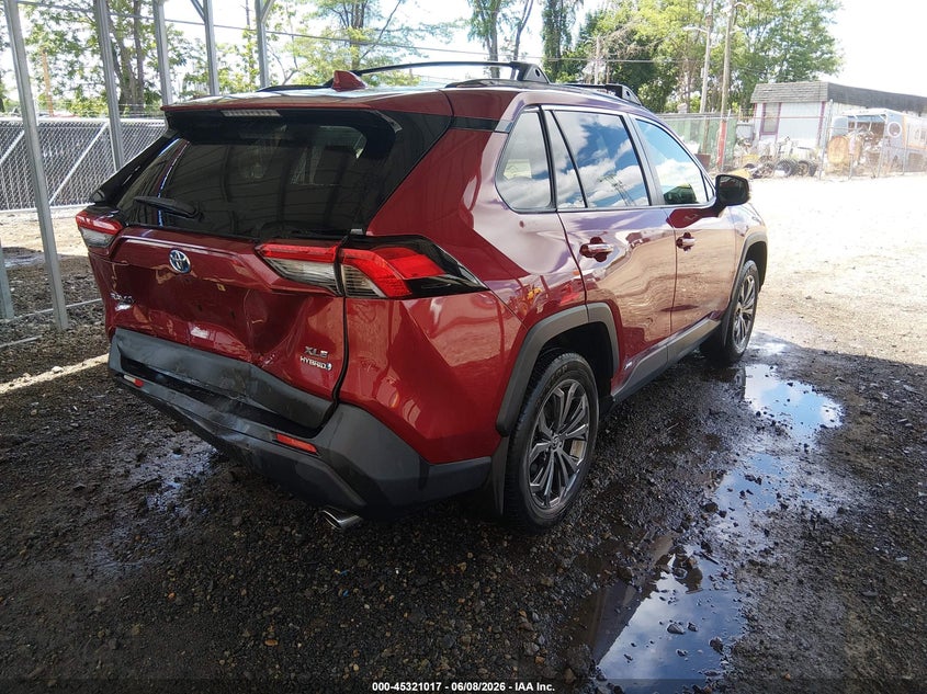 2022 Toyota Rav 4 VIN JTMB6RFV0ND059452 IAAI salvage auction — REAR END, Salvage Title, sold $12,000 on 2026-07-27 (photo 4)