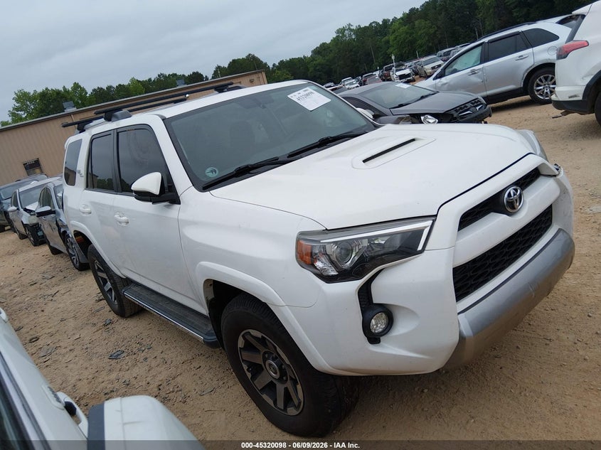 2018 Toyota 4runner VIN JTEBU5JR5J5527832 IAAI salvage auction — FRONT END, Salvage Title, sold $8,200 on 2026-07-20 (photo 1)