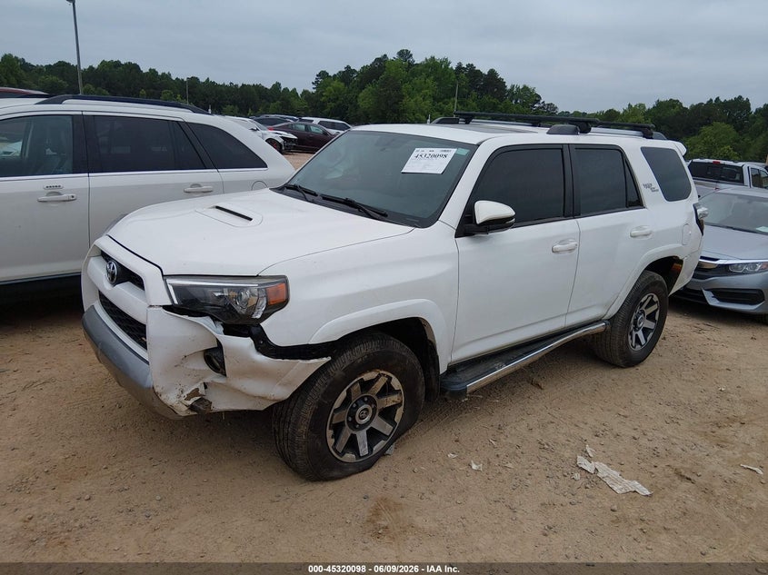 2018 Toyota 4runner VIN JTEBU5JR5J5527832 IAAI salvage auction — FRONT END, Salvage Title, sold $8,200 on 2026-07-20 (photo 2)