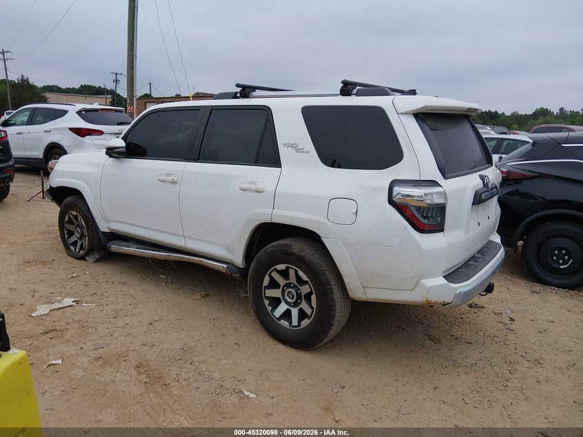2018 Toyota 4runner VIN JTEBU5JR5J5527832 IAAI salvage auction — FRONT END, Salvage Title, sold $8,200 on 2026-07-20 (photo 3)