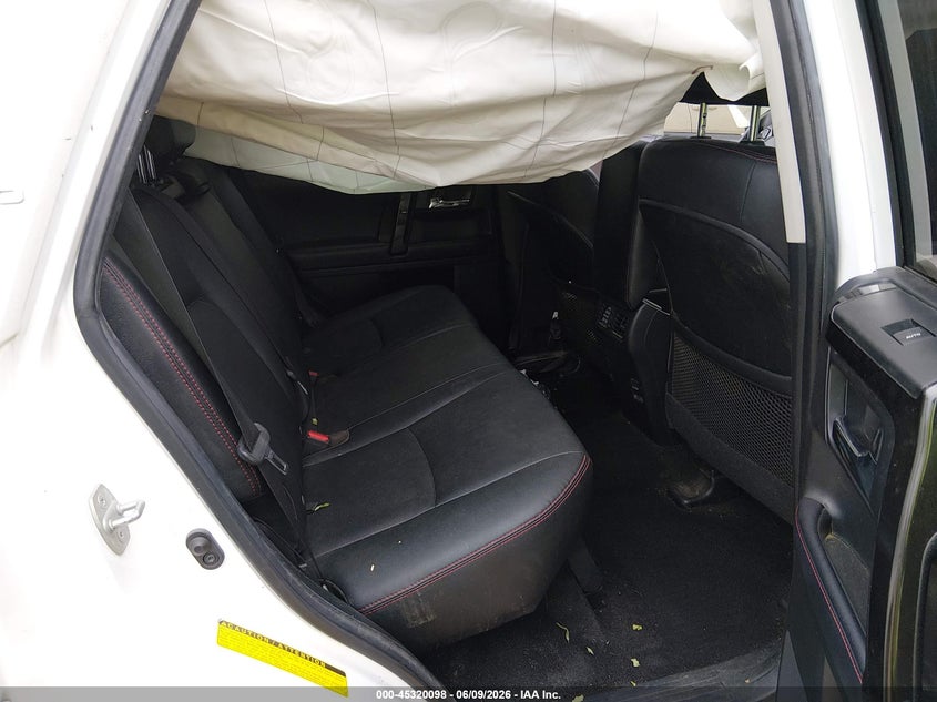 2018 Toyota 4runner VIN JTEBU5JR5J5527832 IAAI salvage auction — FRONT END, Salvage Title, sold $8,200 on 2026-07-20 (photo 8)