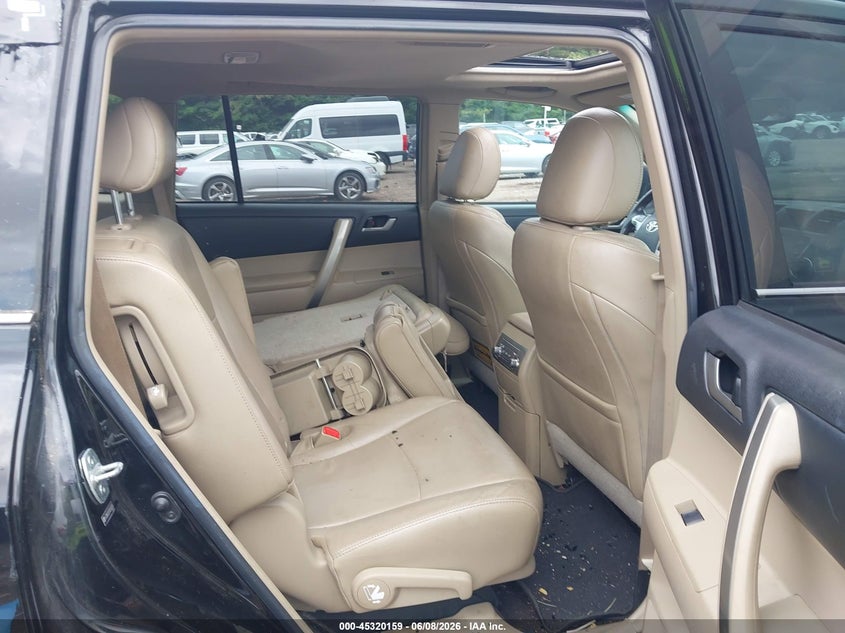2013 Toyota Highlander VIN 5TDBK3EH1DS263555 IAAI salvage auction — ROOF, Salvage (Alabama), sold $2,200 on 2026-07-29 (photo 8)