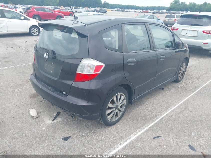2013 Honda Fit VIN JHMGE8H52DC013978 IAAI salvage auction — LEFT SIDE, Salvage Title, sold $2,275 on 2026-07-09 (photo 4)