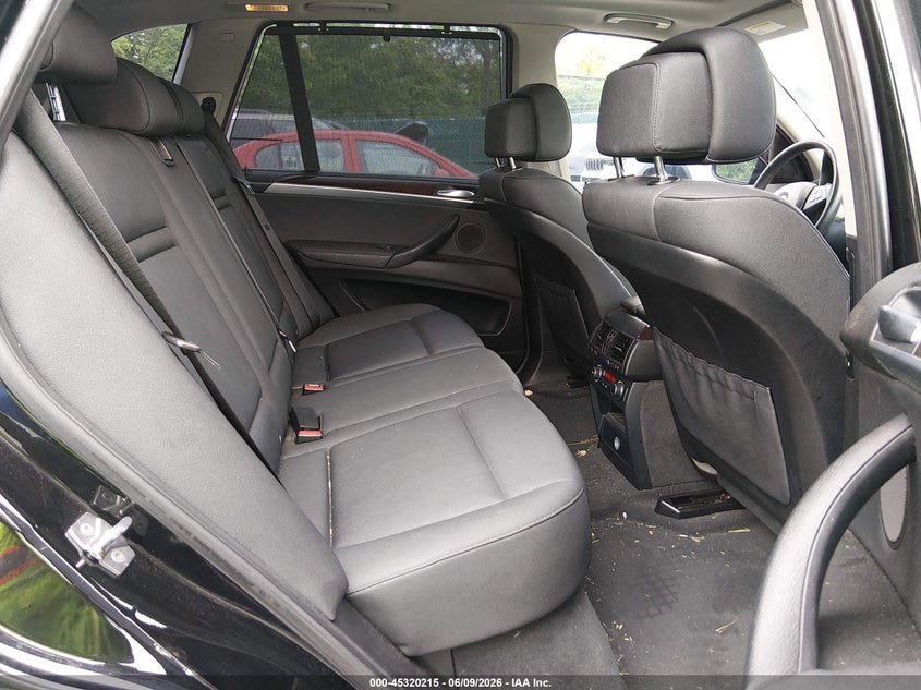 2010 BMW X5 VIN 5UXFE4C52AL381231 IAAI salvage auction — LEFT FRONT, Salvage (Kentucky), sold $525 on 2026-07-29 (photo 8)