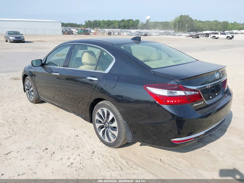 2017 Honda Accord VIN JHMCR6F54HC009978 IAAI salvage auction — NORMAL WEAR, Salvage Title, sold $1,850 on 2026-07-07 (photo 3)