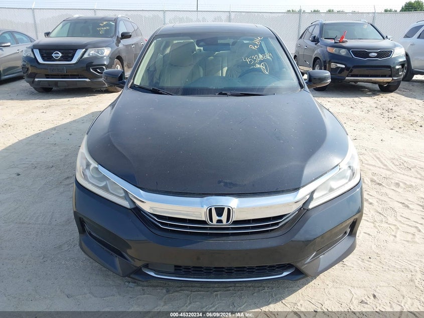 2017 Honda Accord VIN JHMCR6F54HC009978 IAAI salvage auction — NORMAL WEAR, Salvage Title, sold $1,850 on 2026-07-07 (photo 6)