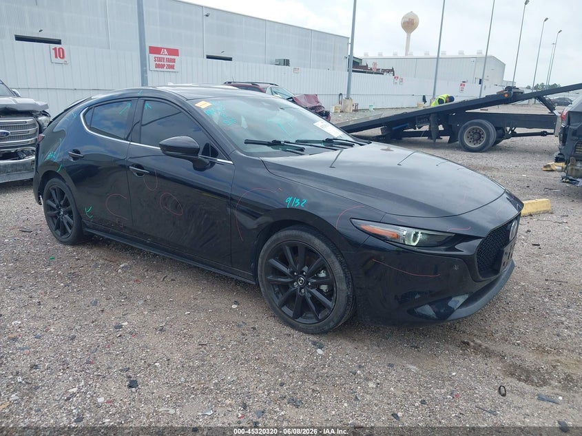 2021 Mazda 3 VIN JM1BPAML3M1333095 IAAI salvage auction — REAR END, Salvage Title, sold $4,650 on 2026-07-20 (photo 1)