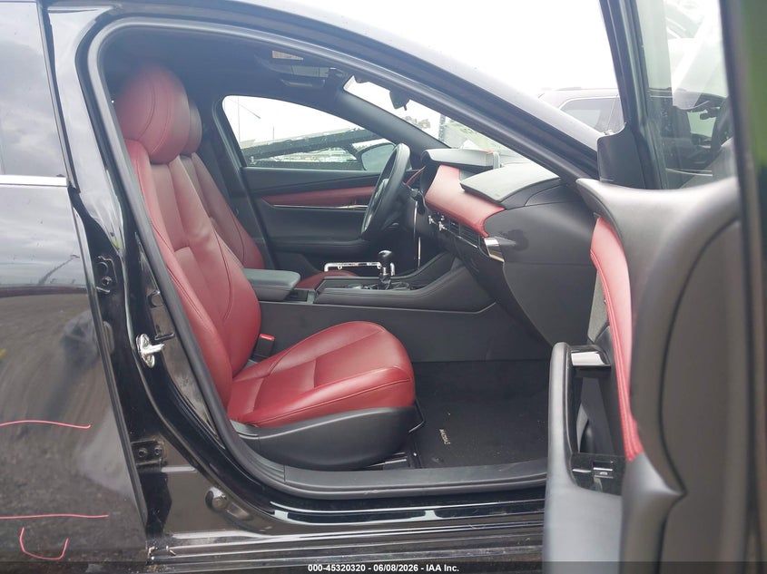 2021 Mazda 3 VIN JM1BPAML3M1333095 IAAI salvage auction — REAR END, Salvage Title, sold $4,650 on 2026-07-20 (photo 5)