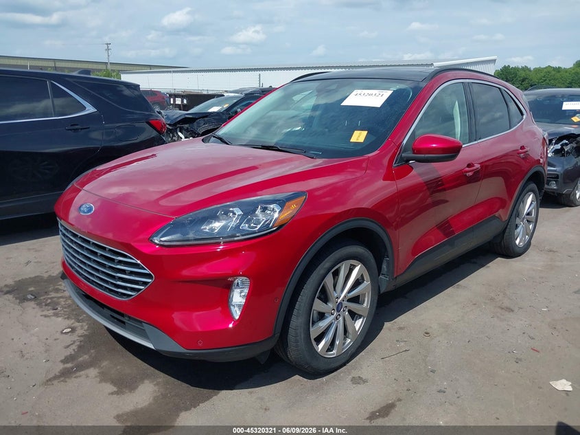 2022 Ford Escape VIN 1FMCU9J94NUB67329 IAAI salvage auction — HAIL, Salvage Title, sold $8,200 on 2026-07-28 (photo 2)