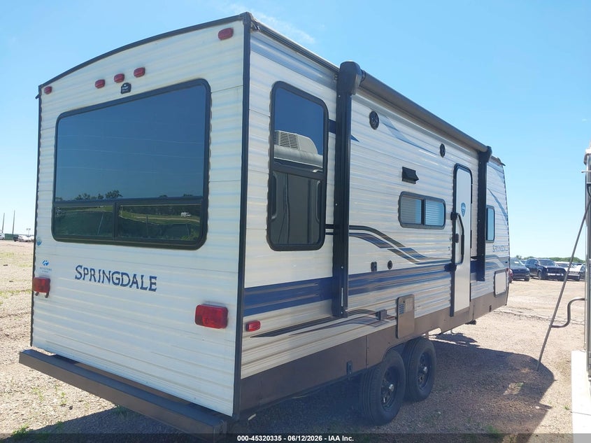 2021 Keystone Springdale VIN 4YDT20223M3108734 IAAI salvage auction — STORM DAMAGE, Regular Certificate (Iowa), sold $8,150 on 2026-08-11 (photo 4)