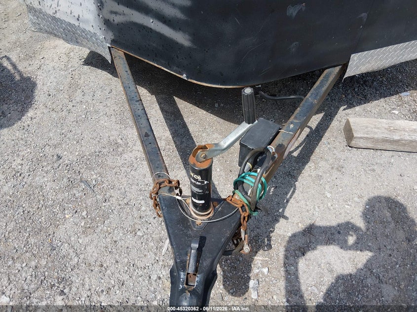 2019 Wells cargo Trailer VIN 7KA1E1627KP000728 IAAI salvage auction — REAR END, Salvage (West Virginia), sold $575 on 2026-07-30 (photo 7)