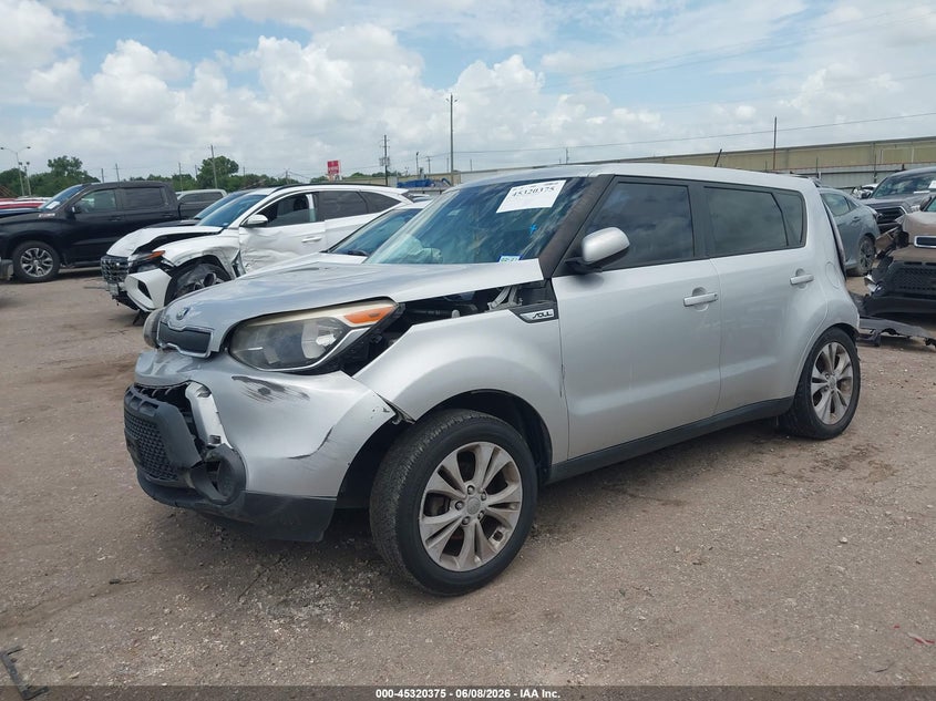 2015 Kia Soul VIN KNDJN2A27F7807312 IAAI salvage auction — FRONT & REAR, Salvage Title, sold $550 on 2026-07-18 (photo 2)