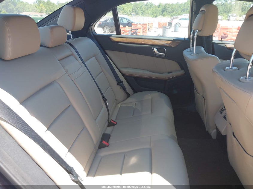 2012 Mercedes-benz E-klasse VIN WDDHF8JBXCA648532 IAAI salvage auction — NORMAL WEAR, Salvage (South Carolina), sold $500 on 2026-07-21 (photo 8)