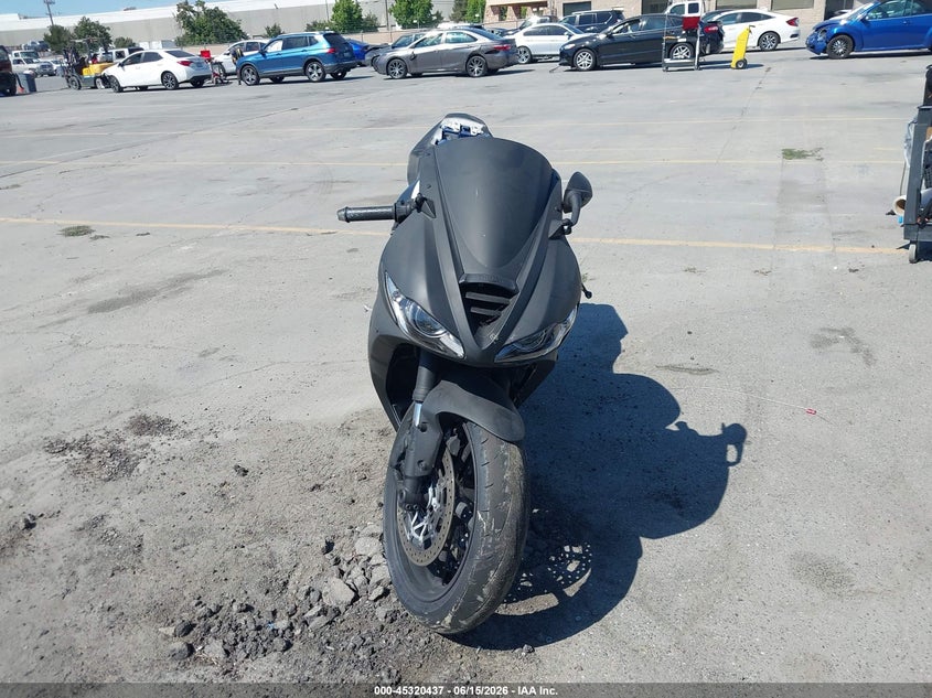 2010 Triumph motorcycle Daytona VIN SMTD00NS2AJ411005 IAAI salvage auction — NORMAL WEAR, Clear - Dealer Only (California), sold $900 on 2026-07-13 (photo 5)