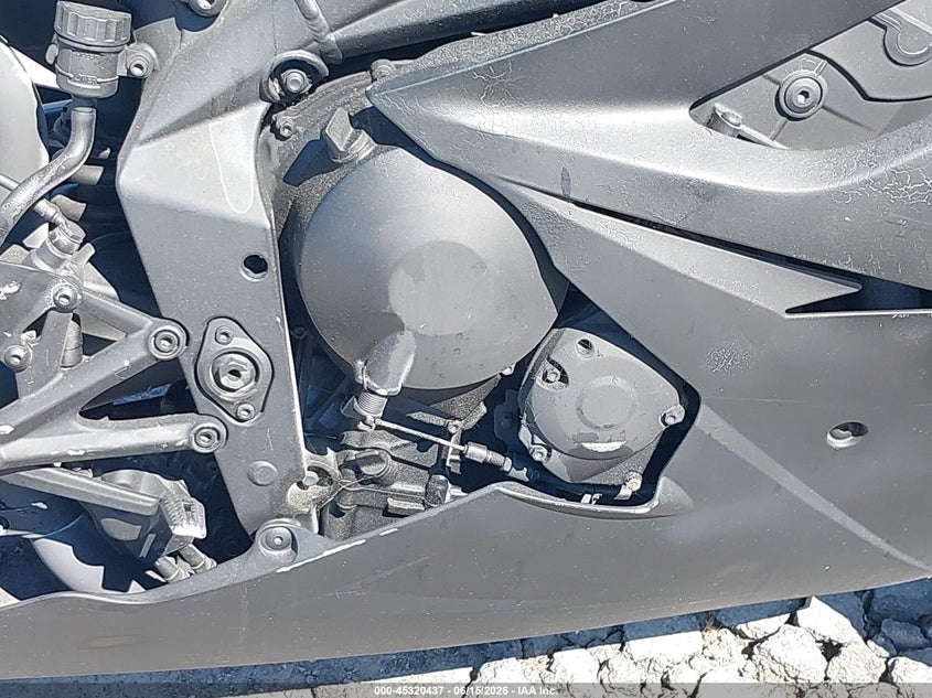 2010 Triumph motorcycle Daytona VIN SMTD00NS2AJ411005 IAAI salvage auction — NORMAL WEAR, Clear - Dealer Only (California), sold $900 on 2026-07-13 (photo 8)
