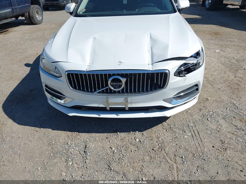 2018 Volvo S90 VIN LVY992ML8JP008460 IAAI salvage auction — FRONT END, Salvage Title, sold $8,200 on 2026-07-09 (photo 6)
