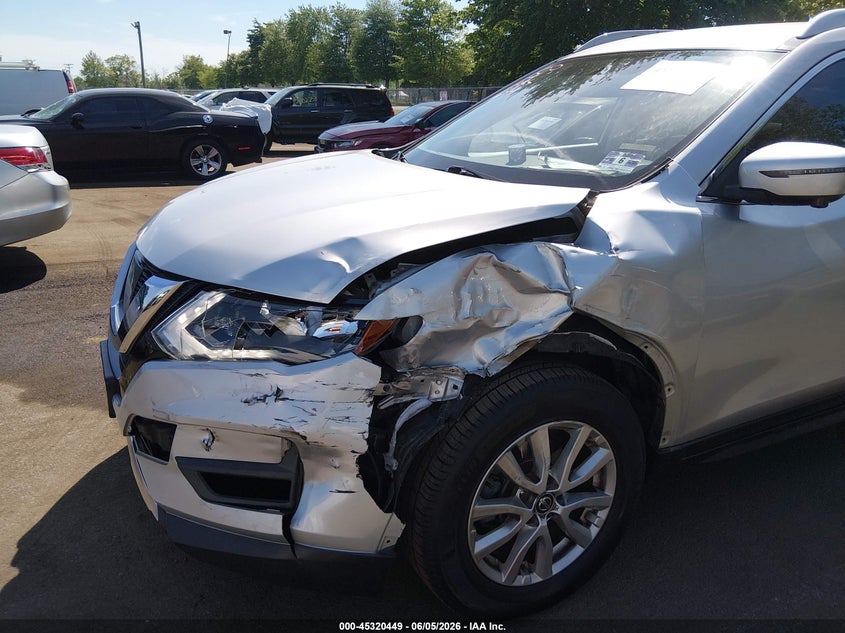 2017 Nissan Rogue VIN JN8AT2MV7HW270093 IAAI salvage auction — LEFT FRONT, Salvage Title, sold $25 on 2026-07-27 (photo 6)
