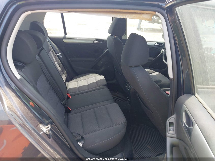 2013 Volkswagen Golf VIN WVWDB7AJ9DW135508 IAAI salvage auction — UNDERCARRIAGE, Mv-907A (New York), sold $25 on 2026-07-28 (photo 8)