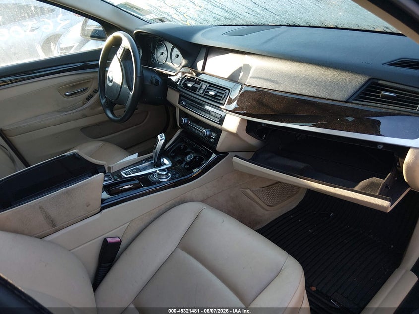 2012 BMW 5er VIN WBAFU7C5XCDU62008 IAAI salvage auction — UNKNOWN, Salvage Title, sold $25 on 2026-07-21 (photo 5)