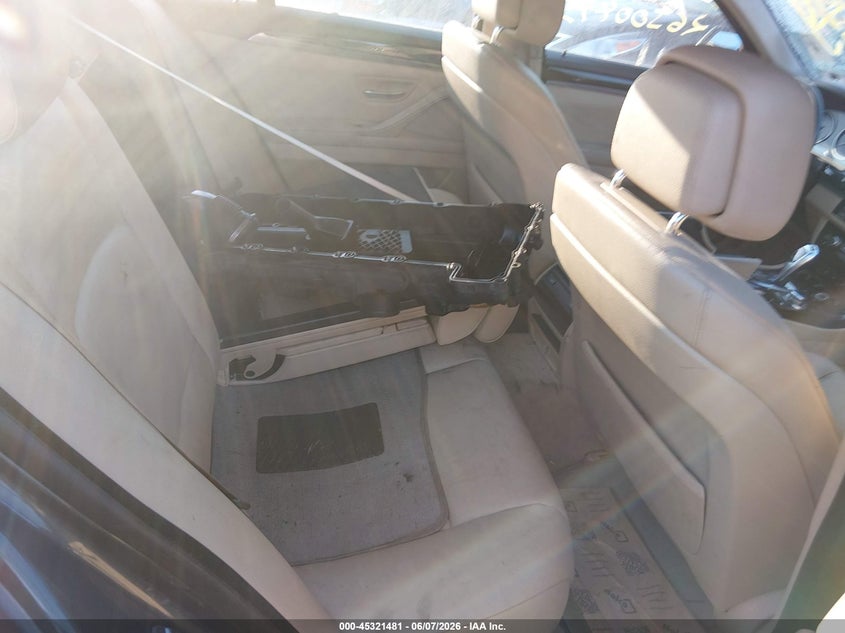2012 BMW 5er VIN WBAFU7C5XCDU62008 IAAI salvage auction — UNKNOWN, Salvage Title, sold $25 on 2026-07-21 (photo 8)