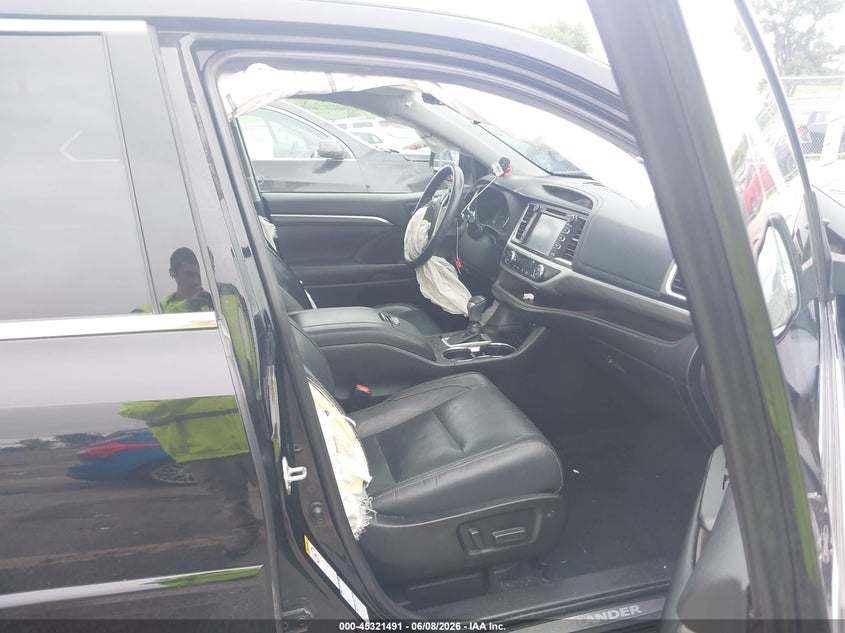 2019 Toyota Highlander VIN 5TDDZRFH1KS722408 IAAI salvage auction — FRONT END, Salvage Title, sold $7,600 on 2026-07-22 (photo 5)