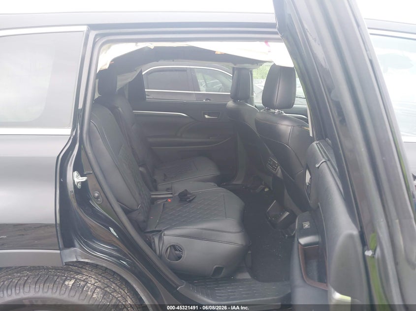 2019 Toyota Highlander VIN 5TDDZRFH1KS722408 IAAI salvage auction — FRONT END, Salvage Title, sold $7,600 on 2026-07-22 (photo 8)