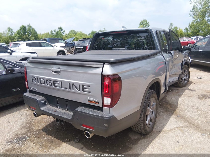 2024 Honda Ridgeline VIN 5FPYK3F61RB011556 IAAI salvage auction — RIGHT SIDE, Wait Title, sold $25 on 2026-08-07 (photo 4)