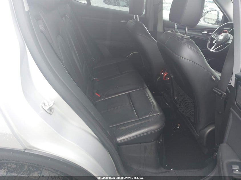 2018 Alfa romeo Stelvio VIN ZASFAKAN7J7B69008 IAAI salvage auction — REAR END, Salvage Title, sold $2,750 on 2026-07-22 (photo 8)