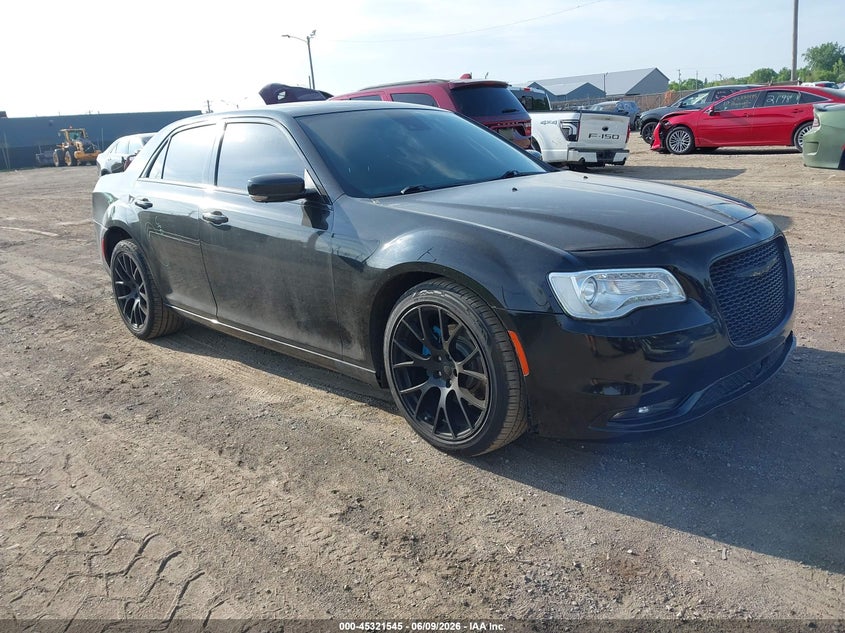 2018 Chrysler 300 VIN 2C3CCAPTXJH293482 IAAI salvage auction — SIDE, Salvage Title, sold $8,100 on 2026-07-23 (photo 1)