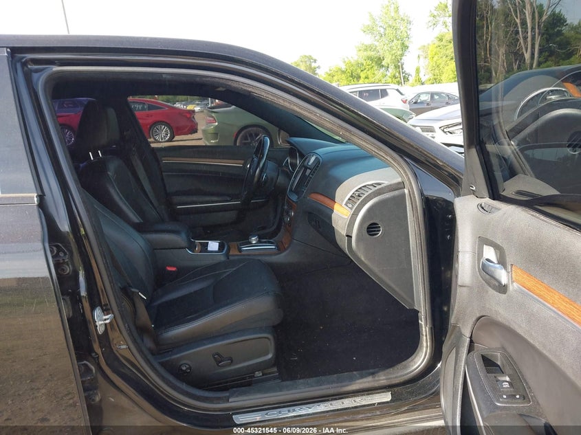 2018 Chrysler 300 VIN 2C3CCAPTXJH293482 IAAI salvage auction — SIDE, Salvage Title, sold $8,100 on 2026-07-23 (photo 5)