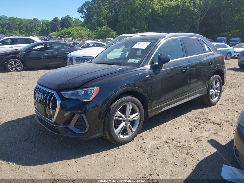 2020 Audi Q3 VIN WA1DECF36L1060430 IAAI salvage auction — RIGHT FRONT, Salvage Title, sold $5,675 on 2026-07-07 (photo 2)