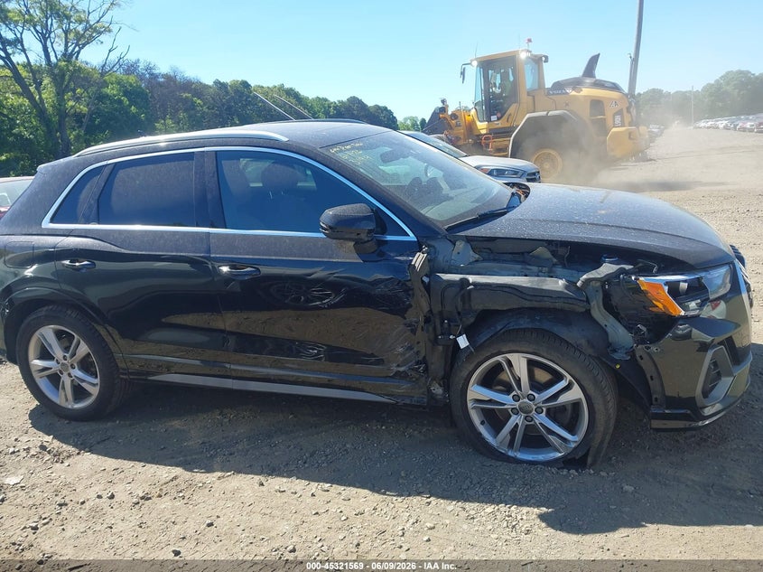 2020 Audi Q3 VIN WA1DECF36L1060430 IAAI salvage auction — RIGHT FRONT, Salvage Title, sold $5,675 on 2026-07-07 (photo 6)
