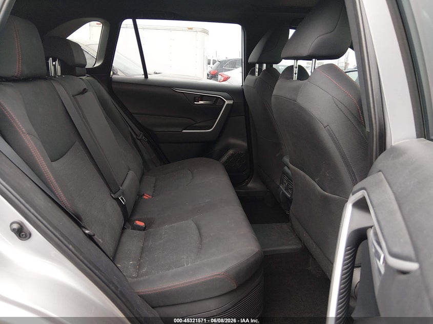 2024 Toyota Rav 4 VIN JTMAB3FV3RD178011 IAAI salvage auction — RIGHT FRONT, Salvage Title, sold $19,300 on 2026-07-10 (photo 8)