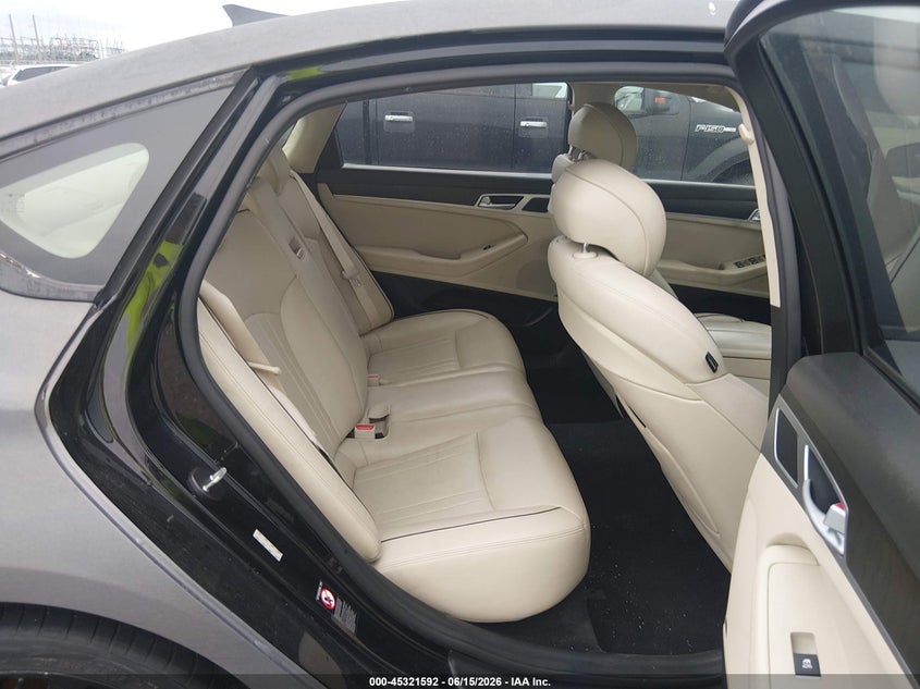 2017 Genesis G80 VIN KMHGN4JF0HU173334 IAAI salvage auction — LEFT SIDE, Salvage (Louisiana), sold $5,100 on 2026-07-29 (photo 8)