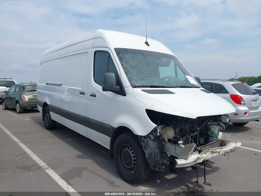 2021 Mercedes-benz Sprinter VIN W1W40CHYXMT056145 IAAI salvage auction — FRONT END, Salvage (North Carolina), sold $7,425 on 2026-07-15 (photo 1)
