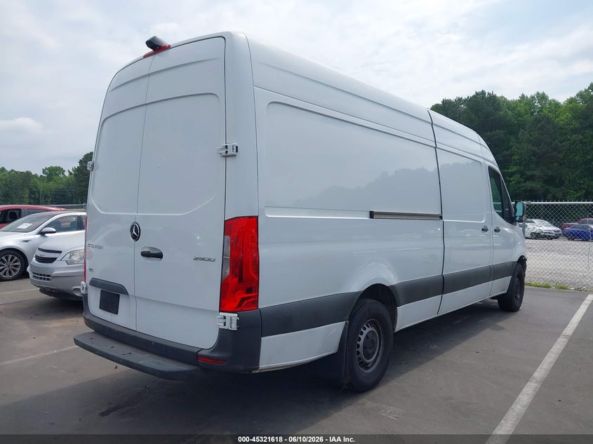 2021 Mercedes-benz Sprinter VIN W1W40CHYXMT056145 IAAI salvage auction — FRONT END, Salvage (North Carolina), sold $7,425 on 2026-07-15 (photo 4)