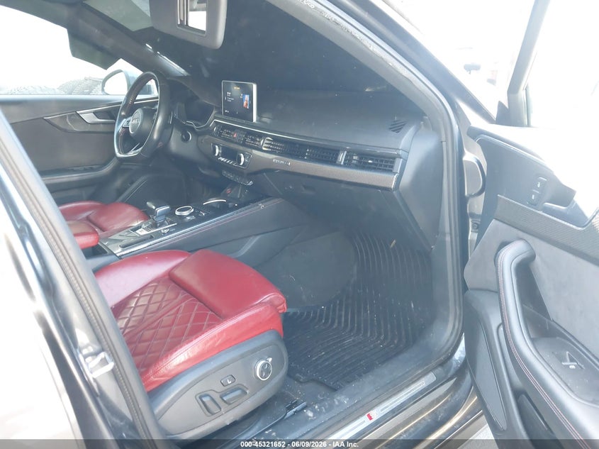 2018 Audi S4 VIN WAUB4AF42JA119867 IAAI salvage auction — FRONT END, Salvage Title, sold $9,700 on 2026-07-15 (photo 5)