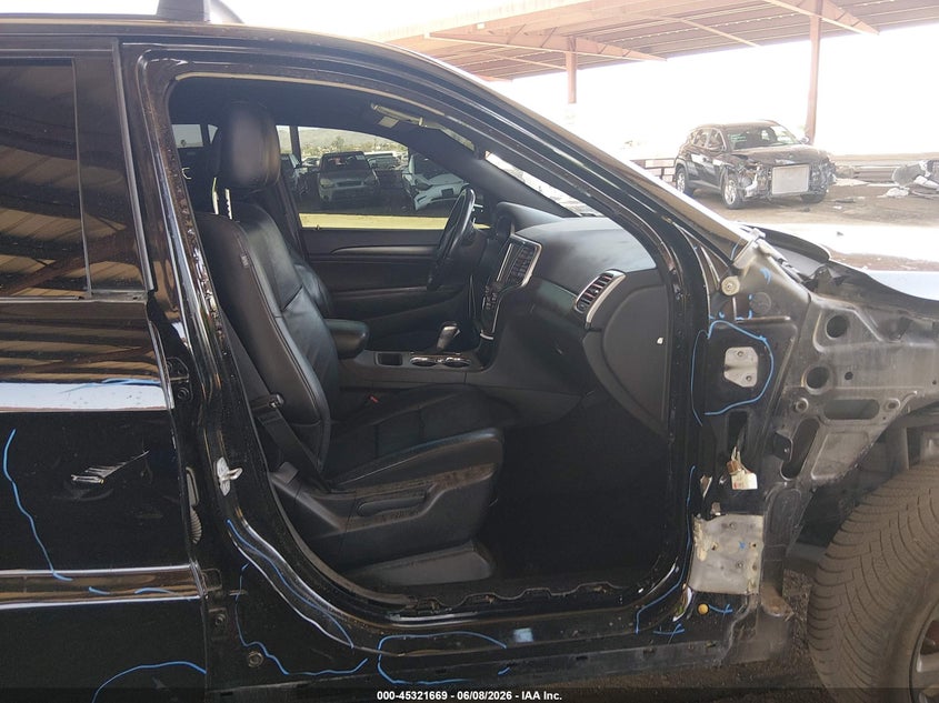 2017 Jeep Grand cherokee VIN 1C4RJEAG2HC827022 IAAI salvage auction — LEFT SIDE, Salvage Title, sold $4,050 on 2026-08-03 (photo 5)