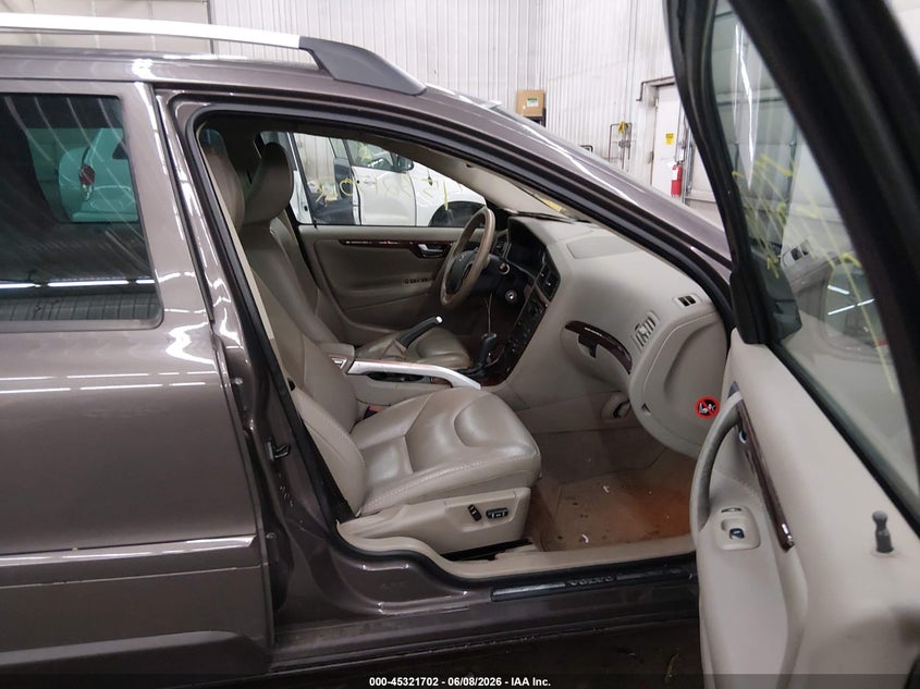 2007 Volvo Xc70 VIN YV4SZ592071280908 IAAI salvage auction — SIDE, Prior Salvage (Minnesota), sold $725 on 2026-07-07 (photo 5)