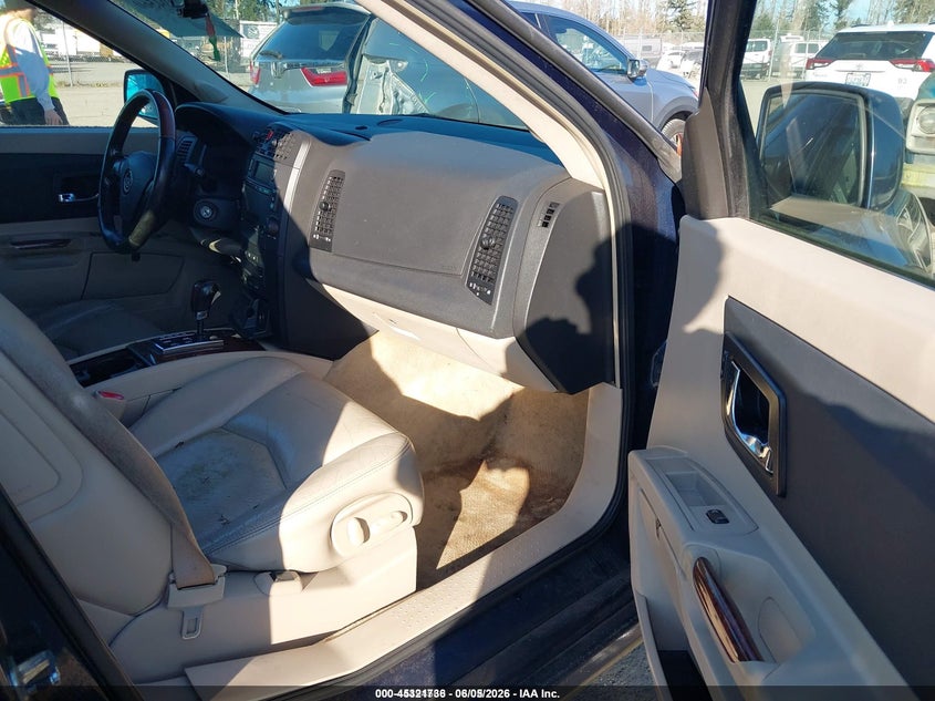 2004 Cadillac Srx VIN 1GYEE637X40160339 IAAI salvage auction — FRONT & REAR, Salvage (Idaho), sold $350 on 2026-07-08 (photo 5)