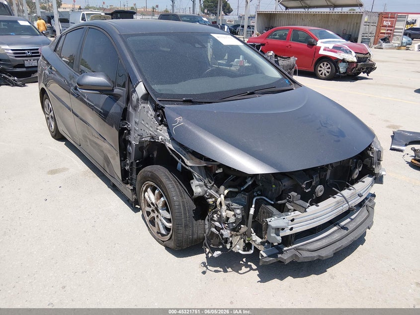 2021 Toyota Prius VIN JTDKAMFP1M3192552 IAAI salvage auction — RIGHT SIDE, Salvage Title, sold $6,600 on 2026-07-29 (photo 1)