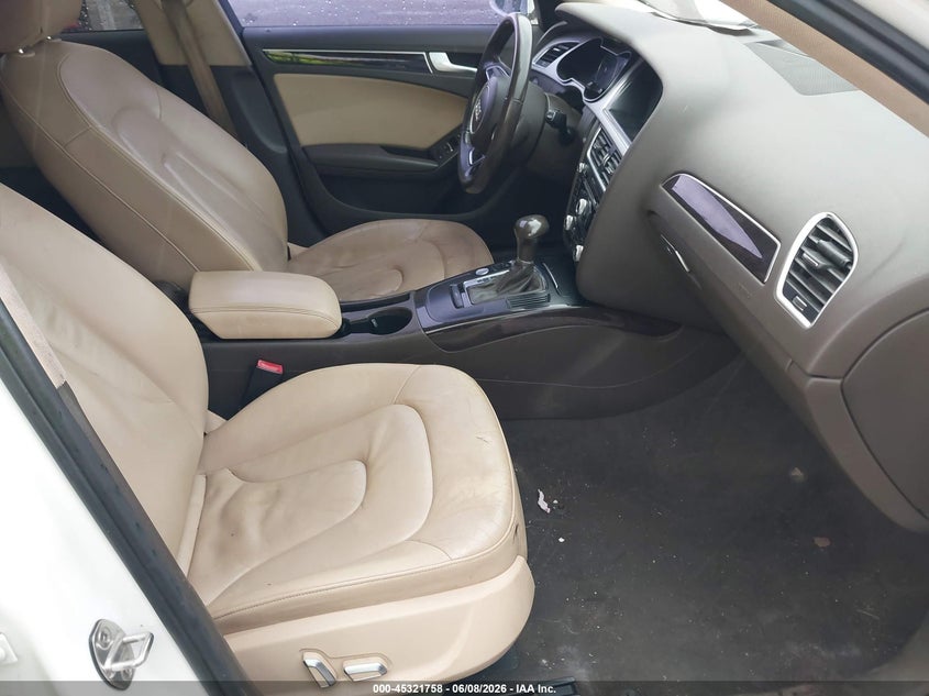 2016 Audi A4 VIN WAUAFAFL0GN006577 IAAI salvage auction — NORMAL WEAR, Clear (Alabama), sold $325 on 2026-07-15 (photo 5)