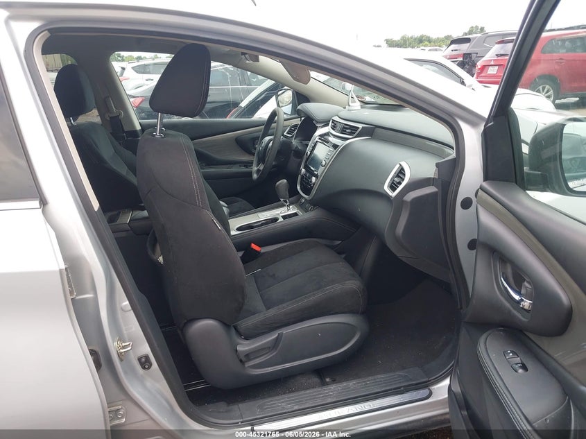 2018 Nissan Murano VIN 5N1AZ2MGXJN201062 IAAI salvage auction — THEFT, Salvage Title, sold $7,600 on 2026-07-08 (photo 5)