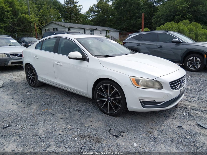 2016 Volvo S60 VIN YV126MFK6G2412875 IAAI salvage auction — NORMAL WEAR, Clear (California), sold $725 on 2026-07-07 (photo 1)