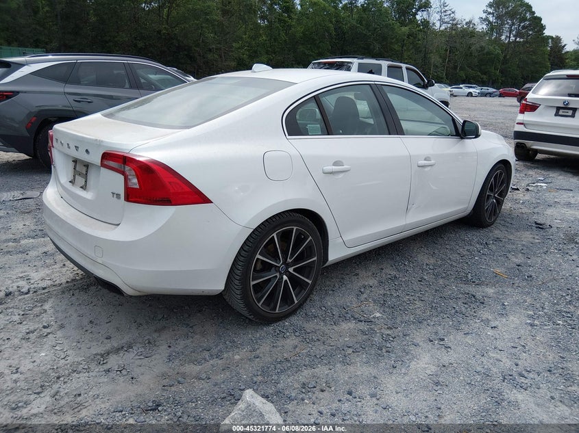 2016 Volvo S60 VIN YV126MFK6G2412875 IAAI salvage auction — NORMAL WEAR, Clear (California), sold $725 on 2026-07-07 (photo 4)